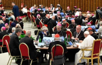 Synode sur l’avenir de l’Église : publication de l’instrumentum laboris de la XVIe Assemblée générale ordinaire du synode des évêques